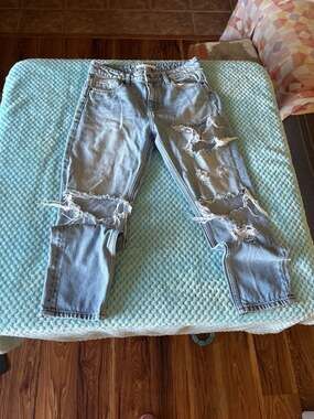 Hidden Jeans Light Wash Distressed High Rise Straight Leg Denim Size 28